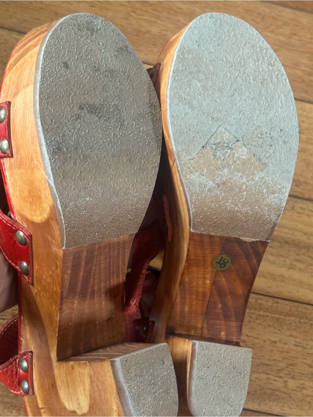 BED|STU Red Leather Platform Sandals with Ankle Strap - Picture 4 of 4